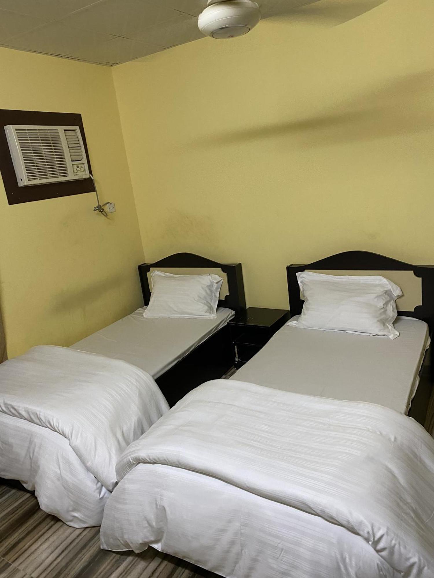 Hotel Fig Shades مزرعة ظلال التين Tiwi Exterior foto