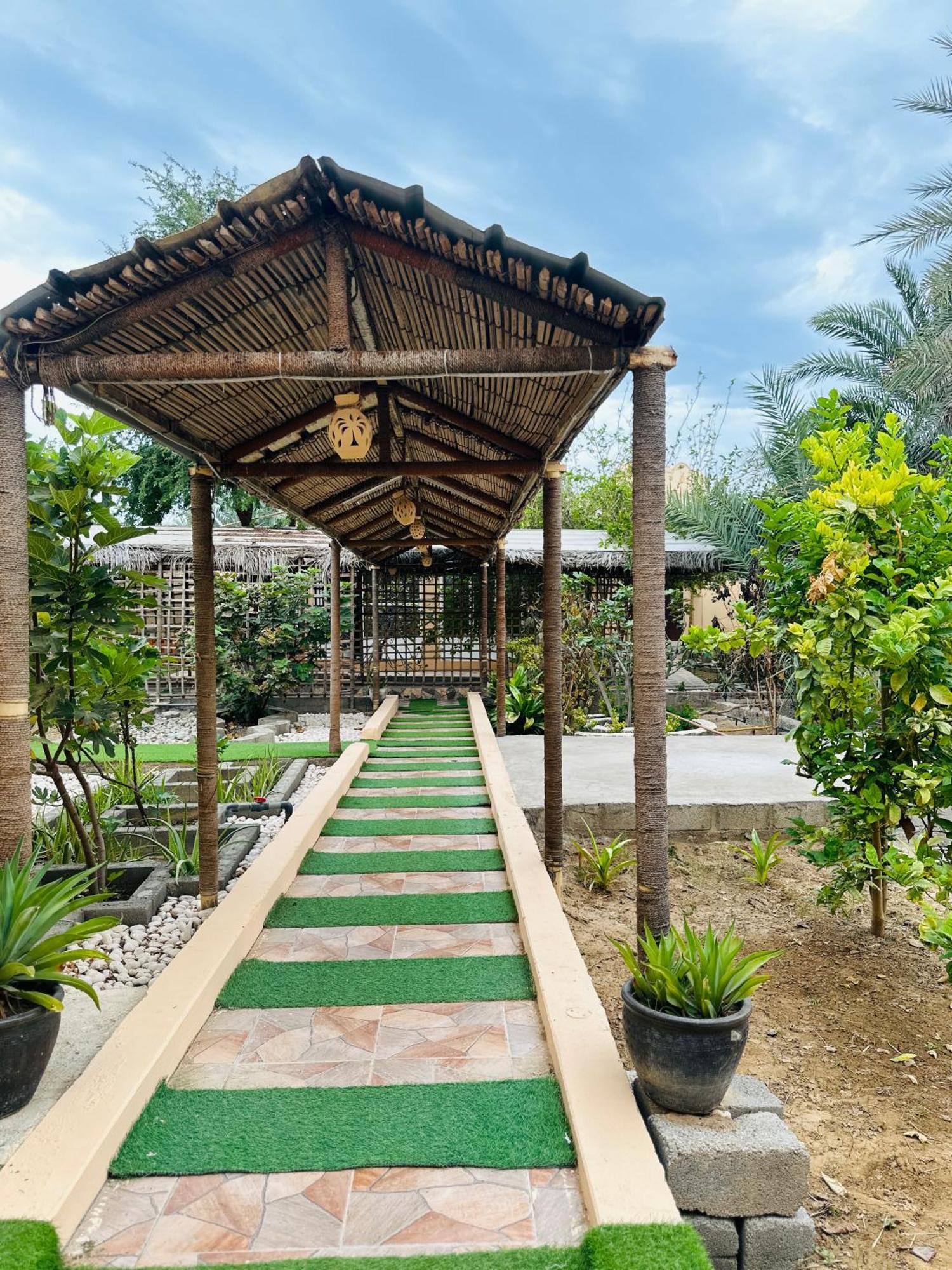 Hotel Fig Shades مزرعة ظلال التين Tiwi Exterior foto