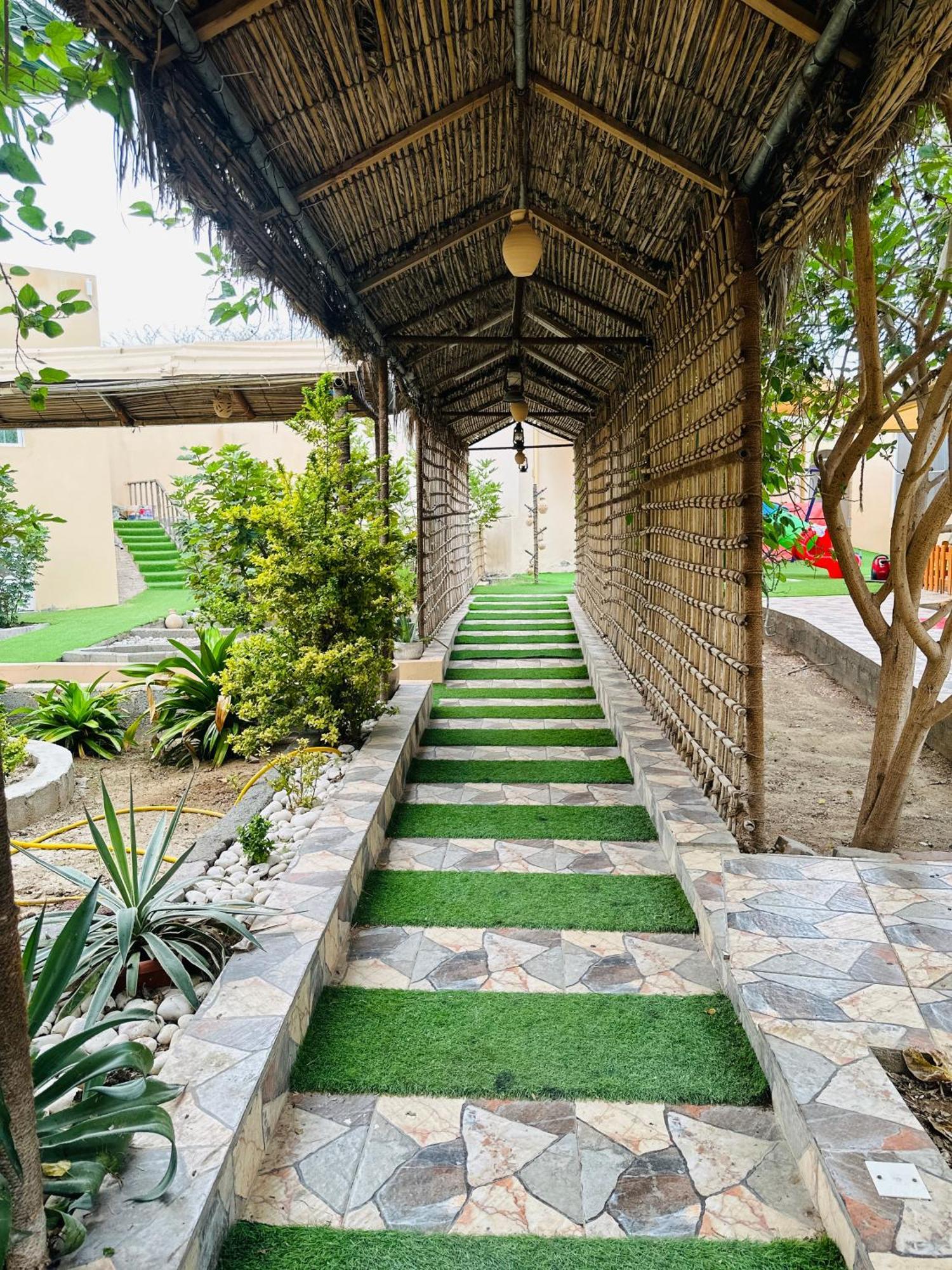 Hotel Fig Shades مزرعة ظلال التين Tiwi Exterior foto